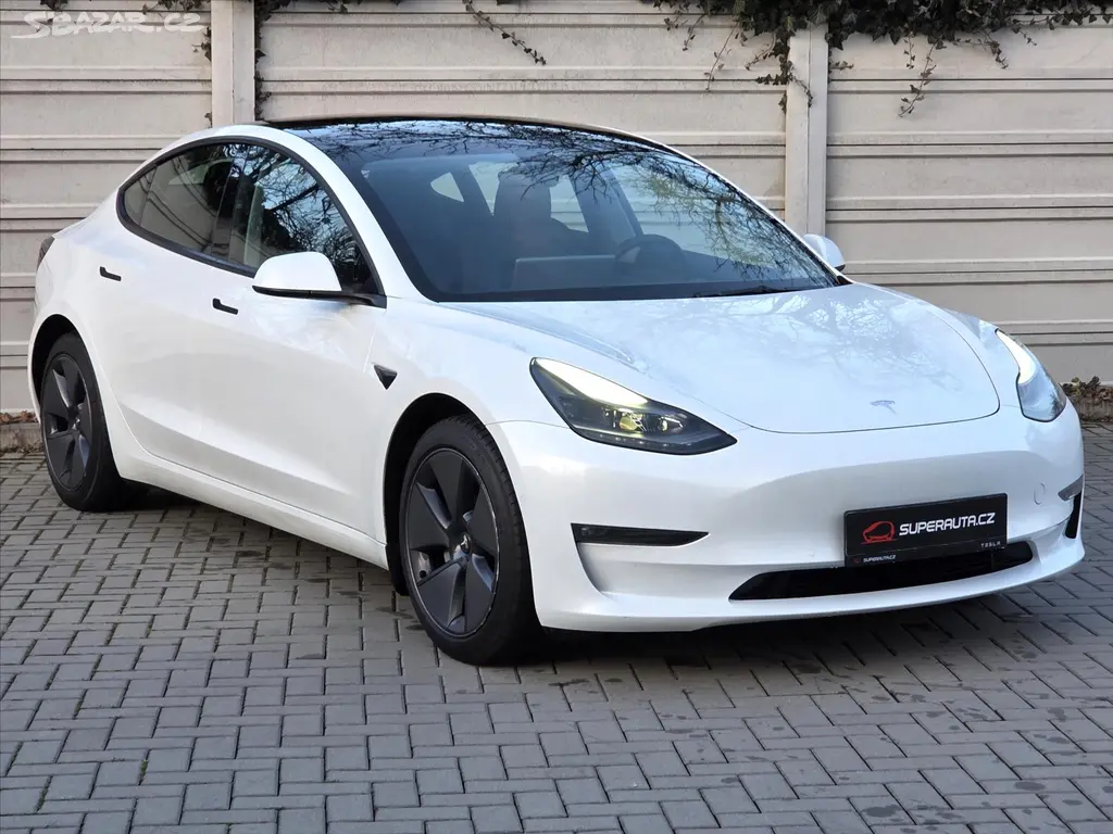 Tesla Model 3, Long Range RWD SOH 96% 1.maj